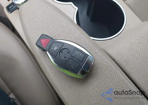 2013 Mercedes-Benz C 250 from USA, damaged, VIN WDDGF4HB5DR299647